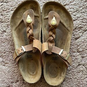 Size 39 (US size 8) Birkenstocks Sandals